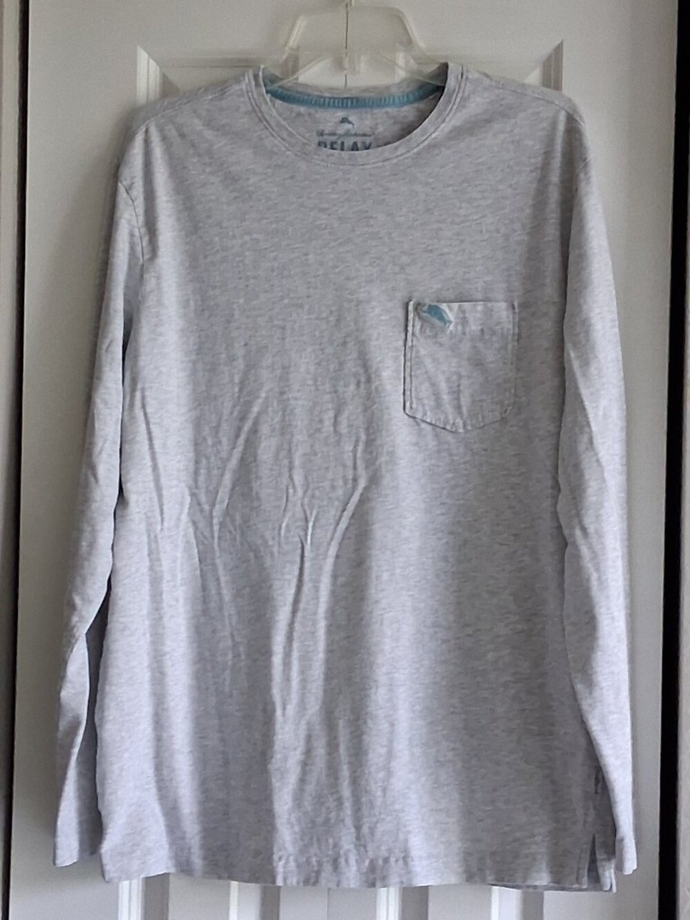Tommy Bahama RELAX UPF 50 Gray Long Sleeve Pocket Tee Men's Size M